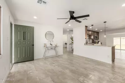 8226 W Meadowbrook Avenue, Phoenix, AZ 85033 - Photo 13