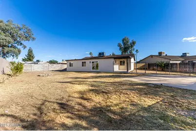 8226 W Meadowbrook Avenue, Phoenix, AZ 85033 - Photo 47