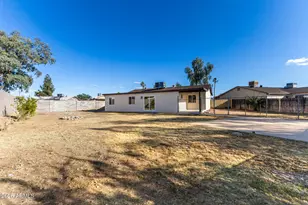 8226 W Meadowbrook Ave, Phoenix, AZ 85033 - Photo 47