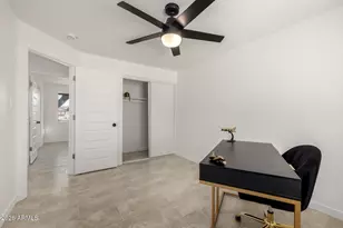 8226 W Meadowbrook Ave, Phoenix, AZ 85033 - Photo 33