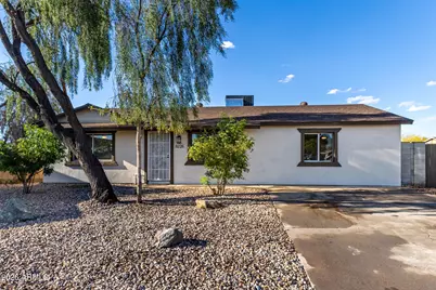 8226 W Meadowbrook Avenue, Phoenix, AZ 85033 - Photo 9