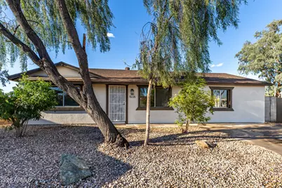 8226 W Meadowbrook Avenue, Phoenix, AZ 85033 - Photo 11
