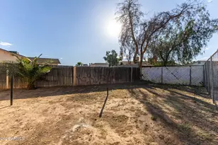 8226 W Meadowbrook Ave, Phoenix, AZ 85033 - Photo 49