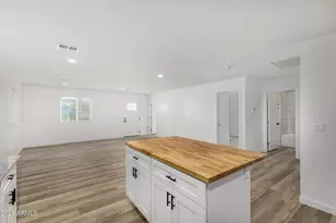 2208 E Alta Vista Rd, Phoenix, AZ 85042 - Photo 11