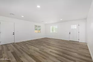 2208 E Alta Vista Rd, Phoenix, AZ 85042 - Photo 9