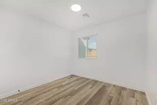 2208 E Alta Vista Rd, Phoenix, AZ 85042 - Photo 17