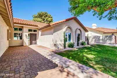 940 E Secretariat Drive, Tempe, AZ 85284 - Photo 5