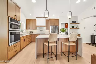 940 E Secretariat Dr, Tempe, AZ 85284 - Photo 17