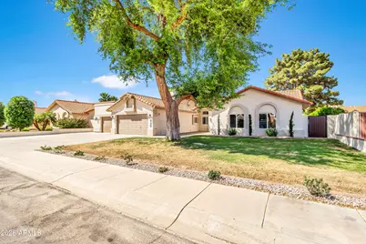 940 E Secretariat Drive, Tempe, AZ 85284 - Photo 3