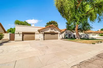 940 E Secretariat Drive, Tempe, AZ 85284 - Photo 3