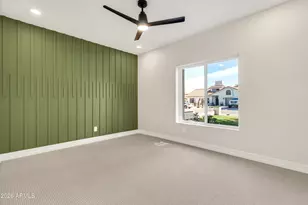 940 E Secretariat Dr, Tempe, AZ 85284 - Photo 33