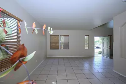 1384 S Heron Lane, Gilbert, AZ 85296 - Photo 5