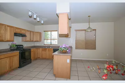 1384 S Heron Lane, Gilbert, AZ 85296 - Photo 13