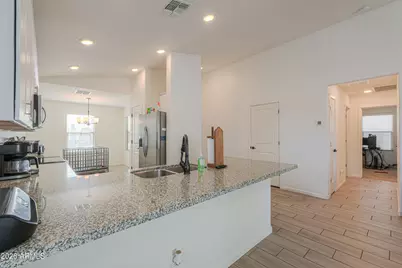 786 W Kingman Drive, Casa Grande, AZ 85122 - Photo 9