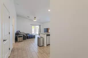 786 W Kingman Dr, Casa Grande, AZ 85122 - Photo 5