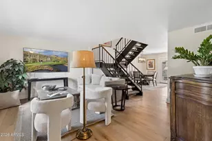 2818 E Clarendon Ave, Phoenix, AZ 85016 - Photo 7