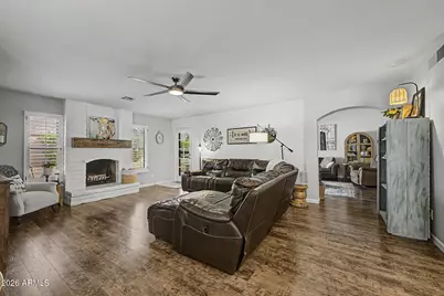 9764 W Rockwood Drive, Peoria, AZ 85382 - Photo 3