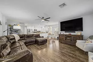 9764 W Rockwood Dr, Peoria, AZ 85382 - Photo 7