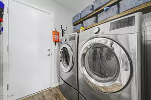 9764 W Rockwood Dr, Peoria, AZ 85382 - Photo 23