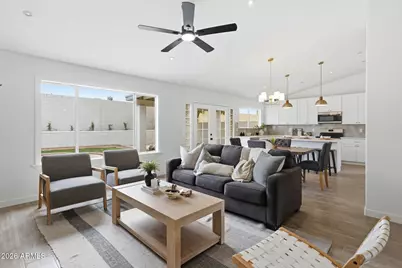 1635 E Fremont Road, Phoenix, AZ 85042 - Photo 13