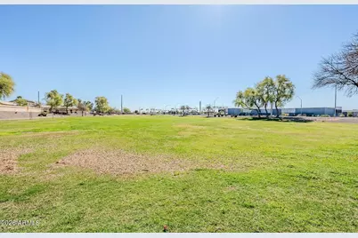 13330 W Caribbean Lane, Surprise, AZ 85379 - Photo 57