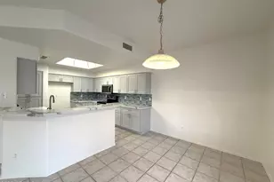 3506 E Rockwood Dr, Phoenix, AZ 85050 - Photo 13