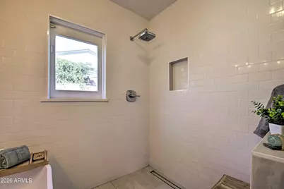 1815 N 16th Avenue, Phoenix, AZ 85007 - Photo 11