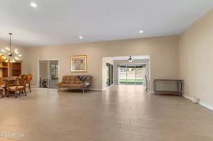 18226 N 104th Ave, Sun City, AZ 85373 - Photo 9