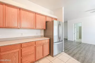 15220 S Padres Rd, Arizona City, AZ 85123 - Photo 13