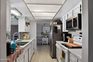 1722 E La Jolla Dr, Tempe, AZ 85282 - Photo 9