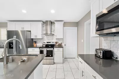 2025 N 66th Street, Scottsdale, AZ 85257 - Photo 9