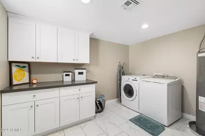2025 N 66th Street, Scottsdale, AZ 85257 - Photo 25