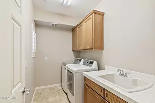 3935 E Rough Rider Rd, Phoenix, AZ 85050 - Photo 35