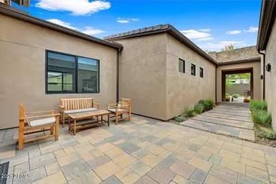 1352 E La Mirada Drive, Phoenix, AZ 85042 - Photo 5