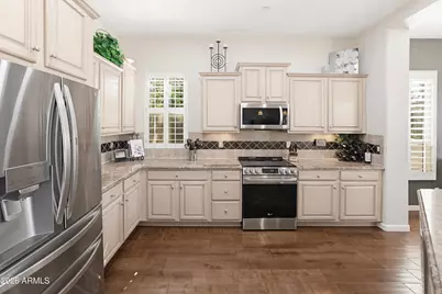 12369 W Running Deer Trail, Peoria, AZ 85383 - Photo 19