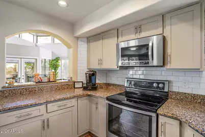 40 W Sarah Lane, Tempe, AZ 85284 - Photo 5