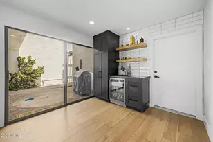 77 E Missouri Ave, Phoenix, AZ 85012 - Photo 11