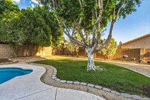 21547 N 85th Dr, Peoria, AZ 85382 - Photo 23