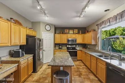 21547 N 85th Drive, Peoria, AZ 85382 - Photo 9