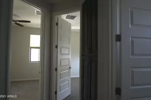 2090 S Dorsey Ln, Tempe, AZ 85282 - Photo 25