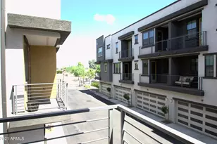 2090 S Dorsey Ln, Tempe, AZ 85282 - Photo 21