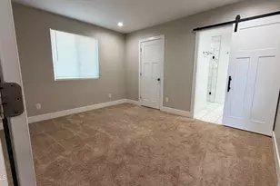 4649 S 38th Gln, Phoenix, AZ 85041 - Photo 9