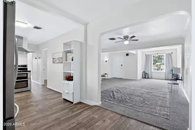 1011 E 3rd Avenue, Mesa, AZ 85204 - Photo 13