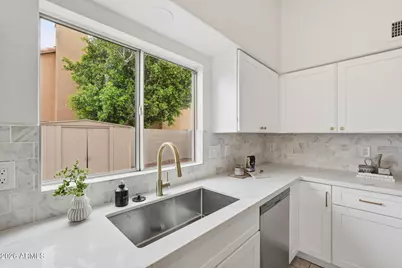 7756 W Hearn Road, Peoria, AZ 85381 - Photo 19