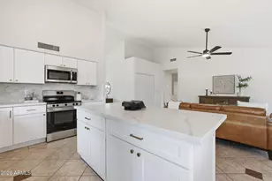 7756 W Hearn Rd, Peoria, AZ 85381 - Photo 15