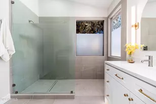 6768 E Evans Dr, Scottsdale, AZ 85254 - Photo 27