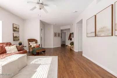 7401 W Arrowhead Clubhouse Drive #2079, Glendale, AZ 85308 - Photo 9