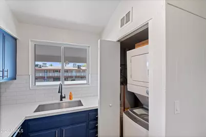 10840 N Fairway Court W, Sun City, AZ 85351 - Photo 9