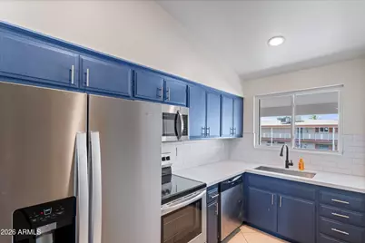 10840 N Fairway Court W, Sun City, AZ 85351 - Photo 7