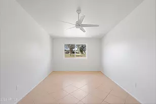 10840 N Fairway Ct W, Sun City, AZ 85351 - Photo 15